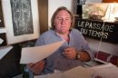 Le nouveau maire belge de Depardieu fait ses vœux déguisé en Astérix