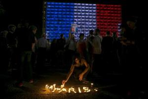Israelis light candles during a ceremony honoring victims&nbsp;&hellip;