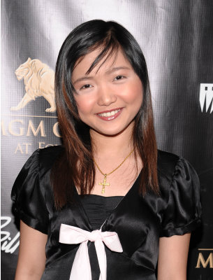 12/03/12 - Yahoo! Philippines OMG - Criticisms on her look, accent hurt Charice 103965969-jpg_054435