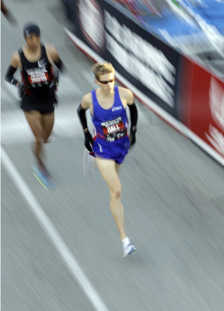 Ryan Hall leads the pack during the U.S. Olympic Trials Marathon Saturday, Jan. 14, 2012, in Houston. (AP Photo/David J. Phillip)