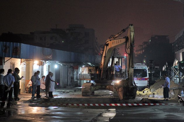 Three Dead In Shenzhen Road Cave-in