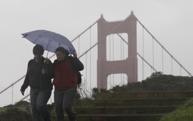 CALIFORNIA BRACES FOR MORE STORMY WEATHER - Yahoo! News