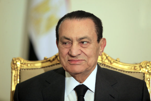 Egypt's ex-leader Mubarak faces verdict in Cairo - Yahoo! News