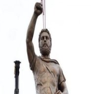 Νέα πρόκληση των Σκοπιανών – Τοποθέτησαν άγαλμα του Φιλίππου Β' σε κεντρική πλατεία – ΦΩΤΟ