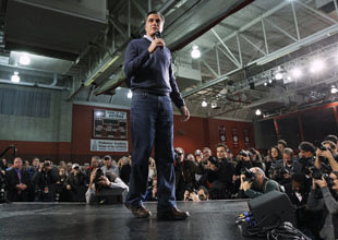 In New Hampshire, Romney follows Obama's '08 trail