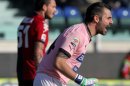 Serie A - Fra cartellini e polemiche, Cagliari e   Palermo è 1-1