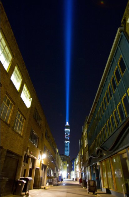 World's largest lightsabr …