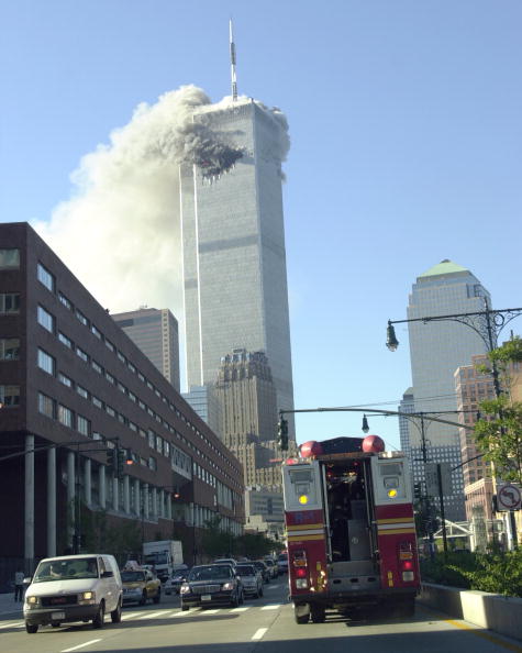 بالصور: كيف تمت أحداث 11 سبمتبر 2001؟ Terrorist-Attack-on-World-Trade-Center-jpg_183749