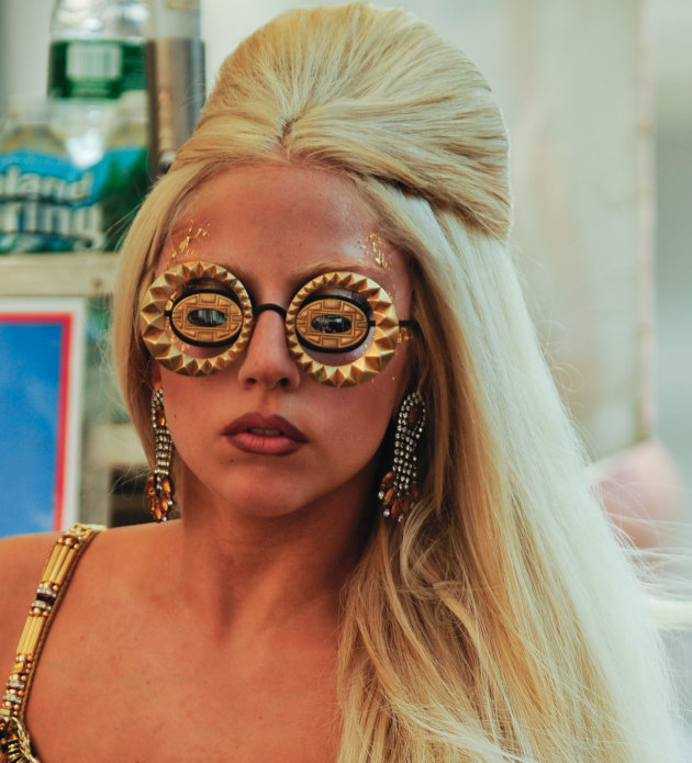 Seribu Gaya Kacamata Lady Gaga
