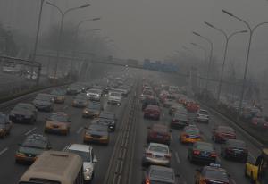 Cars line up in Beijing as heavy air pollution shrouds&nbsp;&hellip;