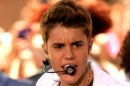 Justin Bieber Dicekal Tempat Skydiving