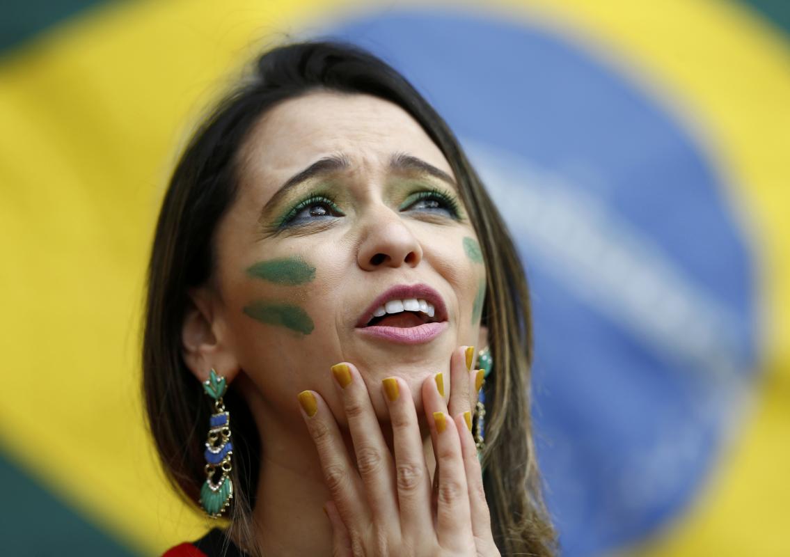 Photogenic fans of the World Cup - Day 12