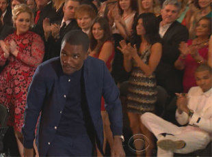 Adele Denies Shouting At Chris Brown Over Frank Ocean Snub In Grammy Photo