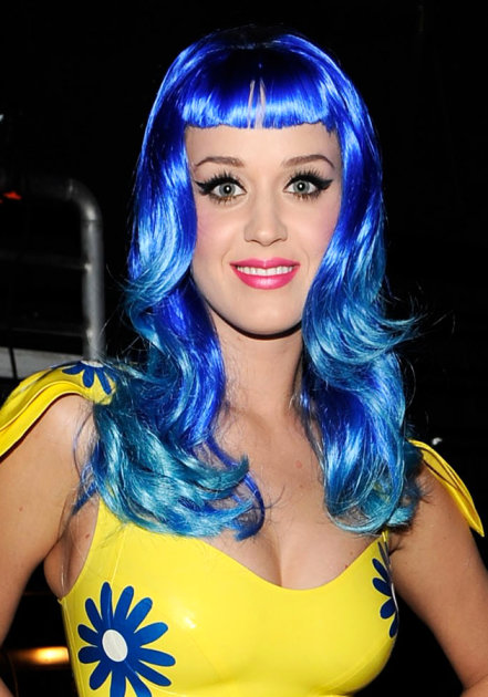 Katy Perry com peruca azul