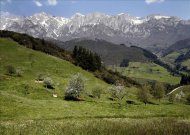 Vista del Parque Natural de Picos de Europa desde Liébana (Cantabria). EFE/Archivo
