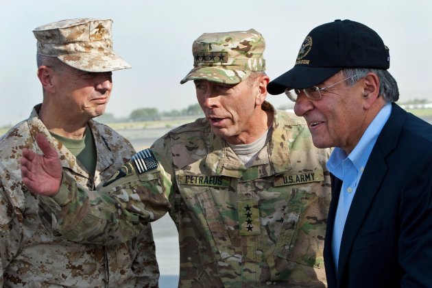 Petraeus to testify in Congress on Libya Friday - Yahoo! News