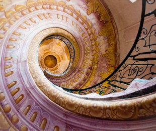 أجمل سلالم في العالم 201201-w-crazy-staircases-melk-abbey-jpg_235029