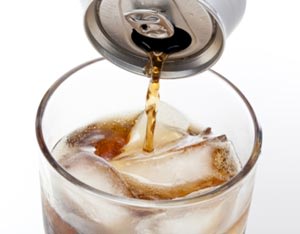 مشروبات اللايت تضاعف حجم الإصابة بمرض السكر