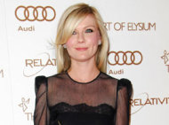 Kirsten Dunst Thought Kissing Brad Pitt Was 'Disgusting'