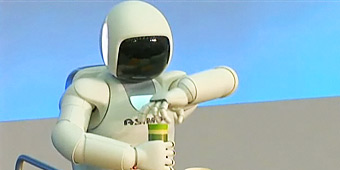 Robot's uncanny human-like abilities (AP)