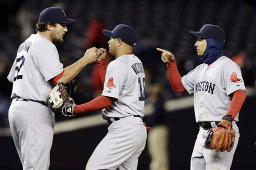 Red Sox chill Yanks, 2-0 for first time since 1999