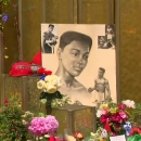 Tributes to the late heavyweight boxer Muhammad Ali are pouring in at the center that bears his name in his hometown Louisville, Kentucky. Diane Hodges reports.