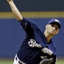 Milwaukee Brewers starting pitcher Marco Estrada throws during the first inning of a baseball game against the Atlanta Braves, Tuesday, Sept. 11, 2012, in Milwaukee. (AP Photo/Morry Gash)