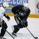 Pittsburgh Penguins Sidney Crosby, right, skates by Jussi Jokinen as they participate in an NHL hockey practice on Friday, April 26, 2013, in Canonsburg, Pa. (AP Photo/Keith Srakocic)