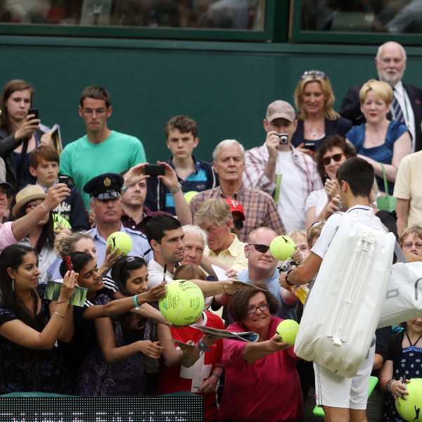 Novak Djokovic - 5 - Page 16 Championships-wimbledon-2012-day-five-20120629-082840-056