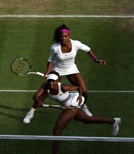 Venus & Serena Williams - 2 - Page 61 Championships-wimbledon-2012-day-ten-20120705-111129-855