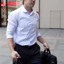 Cleveland Browns linebacker Scott Fujita arrives at the National Football League's headquarters, Monday, June 18, 2012 in New York. Fujita and three other players are appealing their suspensions for their role in the Saints bounty program. (AP Photo/Mark Lennihan)