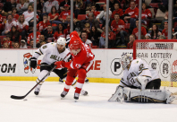 RED WINGS' Jonathan Ericsson glad Flyers' Zac Rinaldo suspended for 'late ...