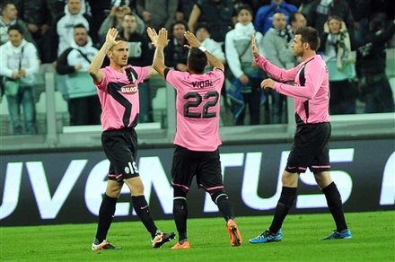 Juventus' Leonardo Bonucci, Left, Celebrates