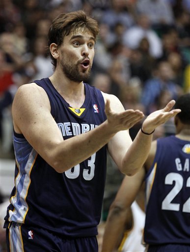Memphis Grizzlies Center Marc Gasol (33) Reacts