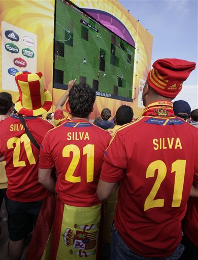 گزارش تصويري بازي ايتاليا و اسپانيا در يورو 2012 + نتيجه و حواشي