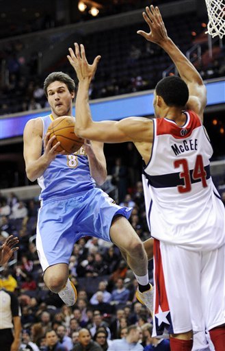 Denver Nuggets Forward Danilo Gallinari (8), Of Italy, Goes To The Basket Against Washington Wizards Center JaVale