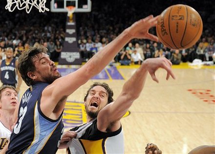 Memphis Grizzlies Center Marc Gasol, Left, Of Spain, And His Brother Los Angeles Lakers Forward Pau Gasol, Of Spain, Go