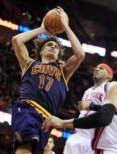 Cleveland Cavaliers' Anderson Varejao (17), Of Brazil, Shoots