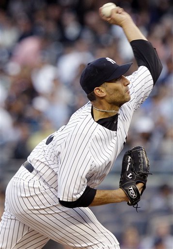 New York Yankees' Andy Pettitte Delivers