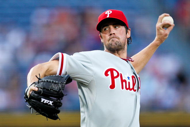  Cole Hamels #35 Of The Philadelphia Phillies Pitches