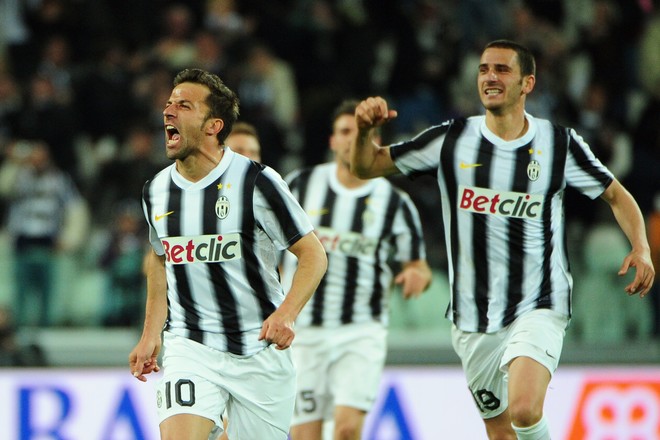 Juventus' Forward Alessandro Del Piero (L) Celebrates