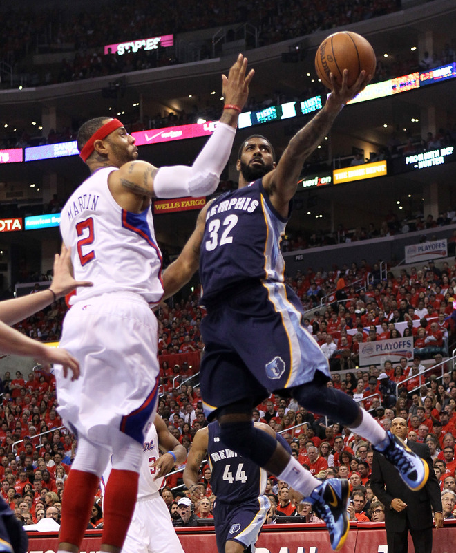   O.J. Mayo #32 Of The Memphis Grizzlies Shoots