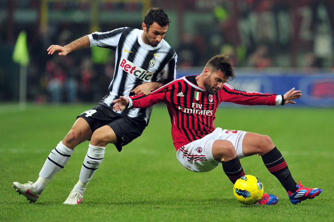 AC Milan Defender Antonio Nocerino (R) Fights