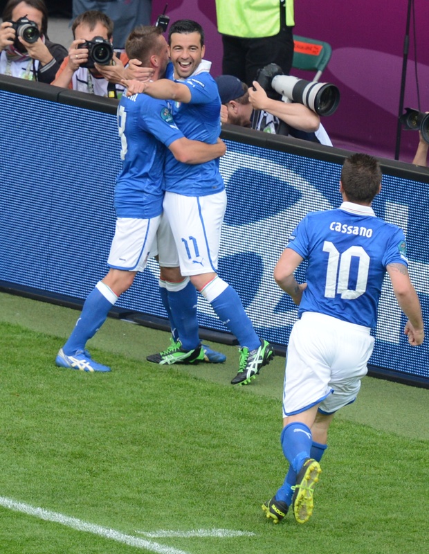 Italian Forward Antonio Di Natale (C) Reacts