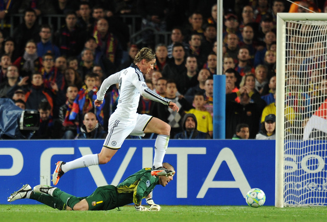 Chelsea's Spanish Forward Fernando Torres Scores