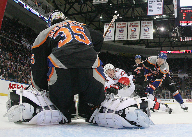 Steve Downie of the Tampa Bay Lightning controls the puck during an News  Photo - Getty Images