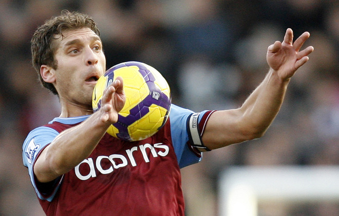 (FILES) In A File Picture Taken On January 30, 2010 Aston Villa's Bulgarian Midfielder Stiliyan Petrov Controls The