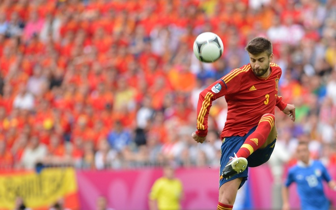 Spanish Defender Gerard Pique Controls