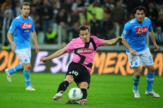 Juventus' Forward Alessandro Del Piero (C) Fights