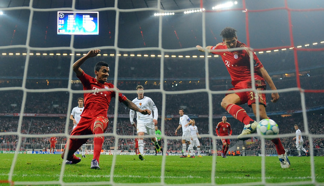   Mario Gomez Of Muenchen Scores